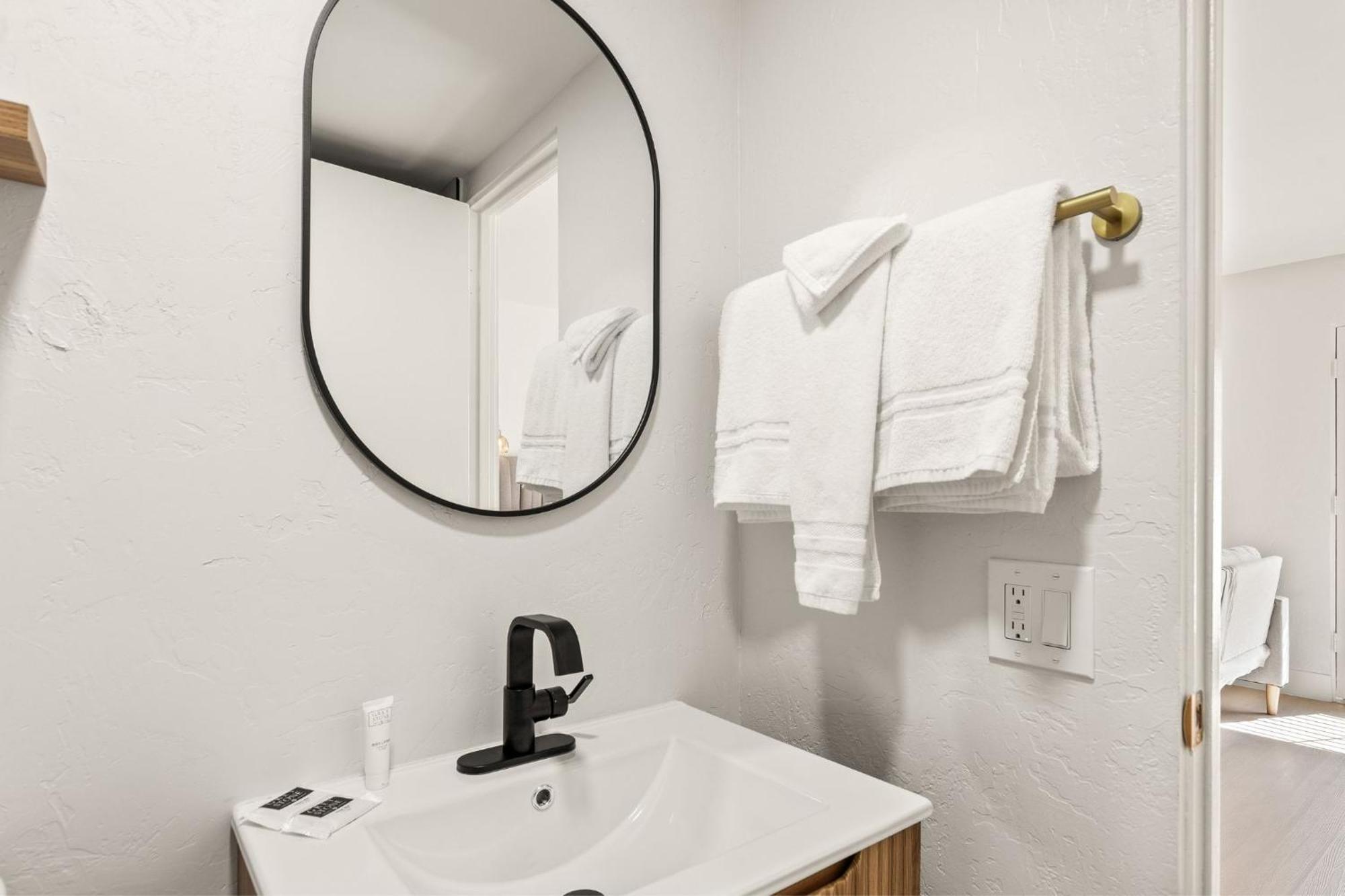Casa Oliver Hotel & Resort - A Men'S Clothing Optional Resort In Palm Springs Zewnętrze zdjęcie