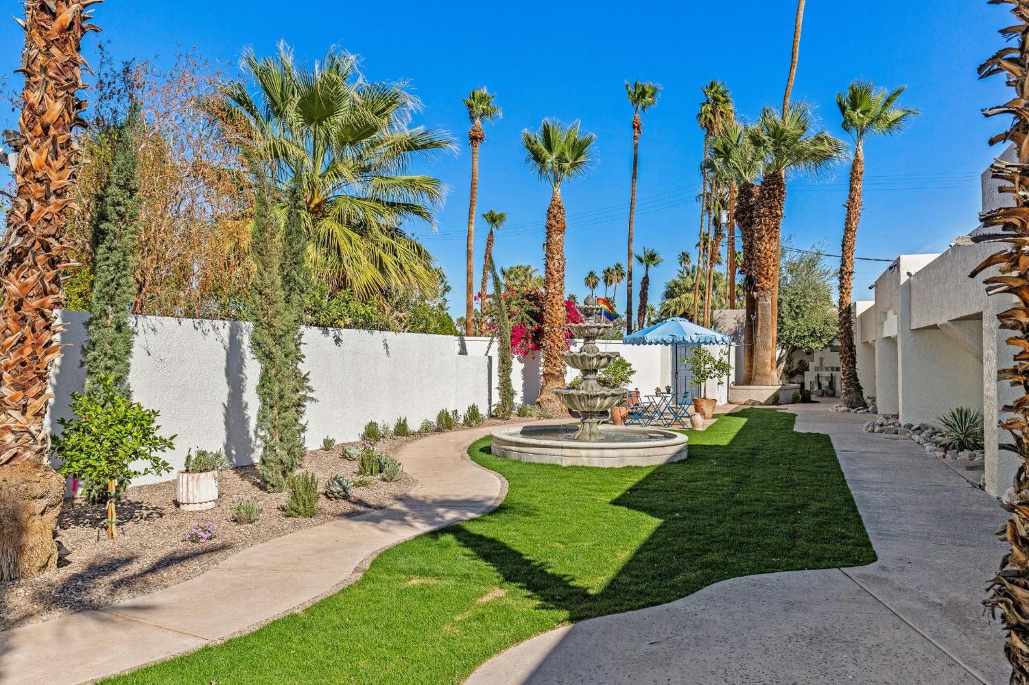Casa Oliver Hotel & Resort - A Men'S Clothing Optional Resort In Palm Springs Zewnętrze zdjęcie