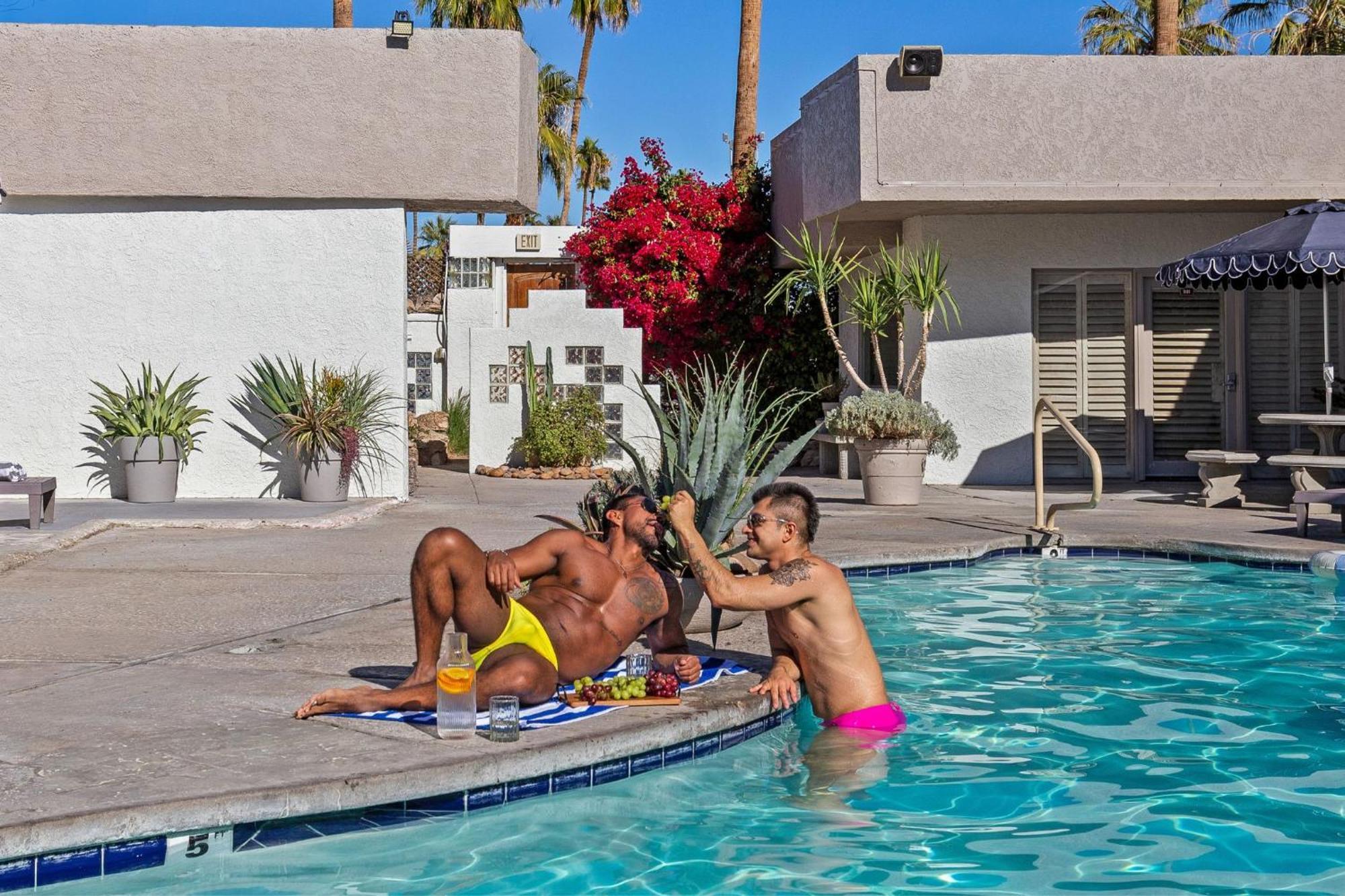 Casa Oliver Hotel & Resort - A Men'S Clothing Optional Resort In Palm Springs Zewnętrze zdjęcie