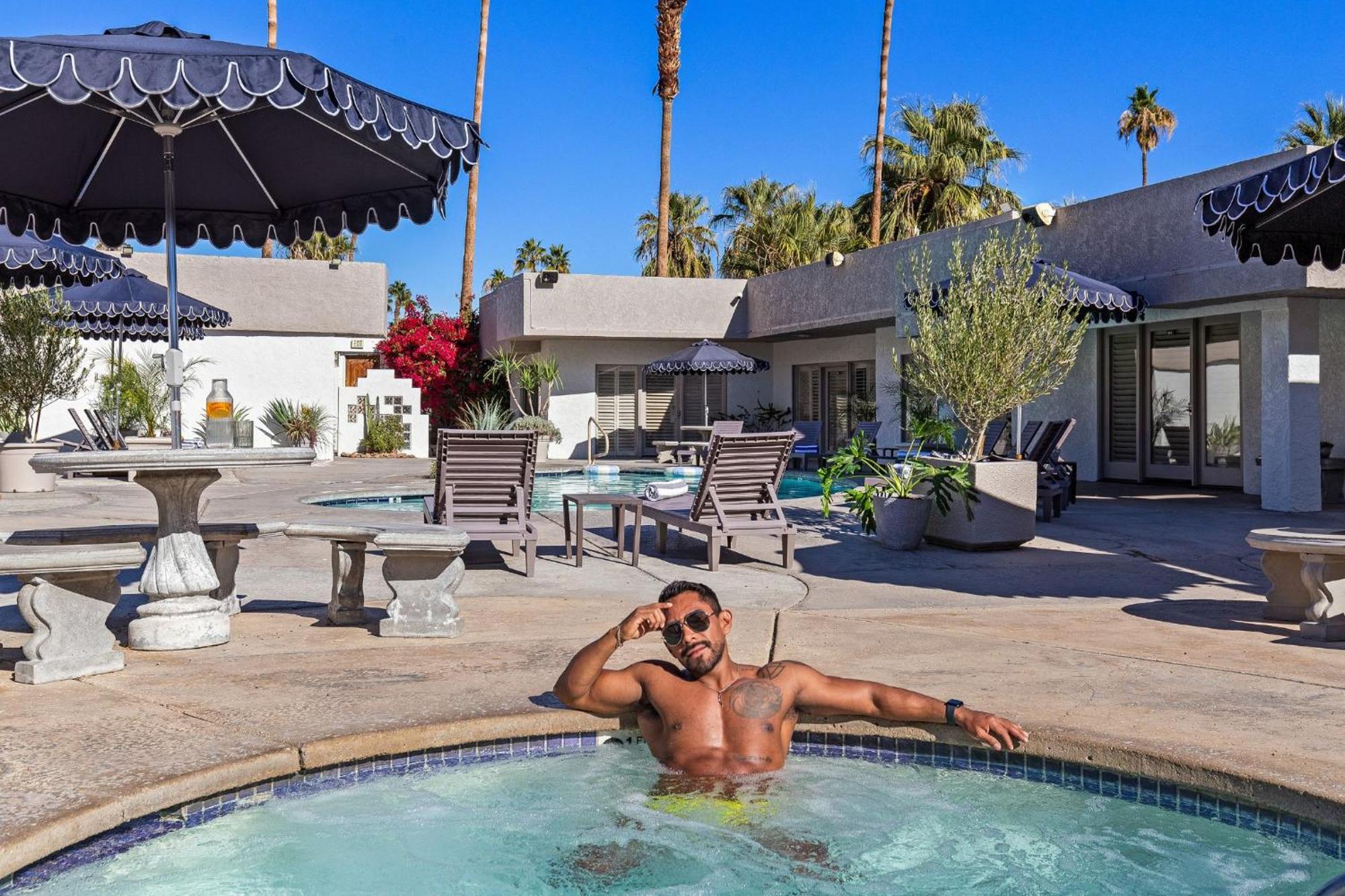 Casa Oliver Hotel & Resort - A Men'S Clothing Optional Resort In Palm Springs Zewnętrze zdjęcie