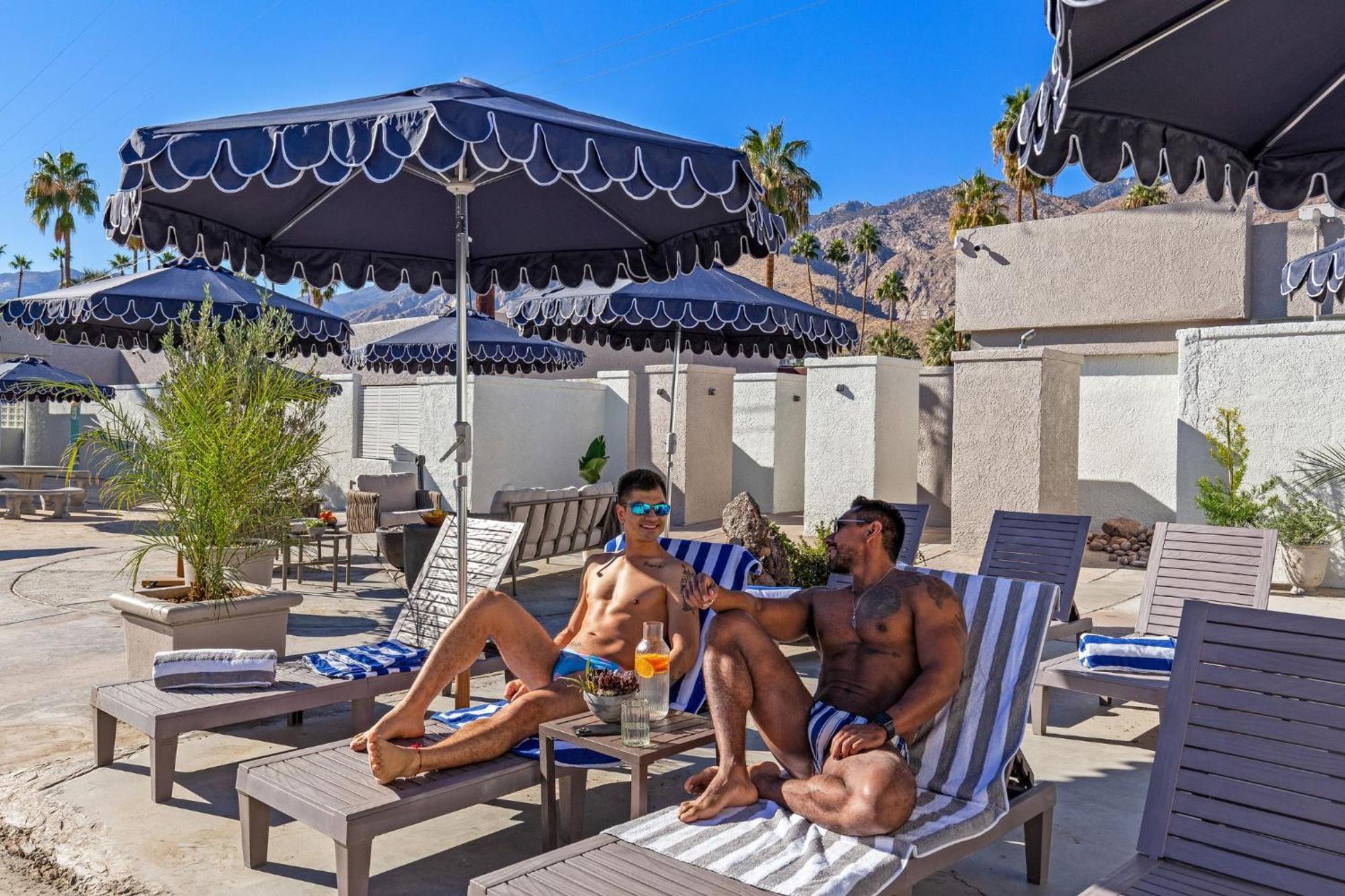 Casa Oliver Hotel & Resort - A Men'S Clothing Optional Resort In Palm Springs Zewnętrze zdjęcie